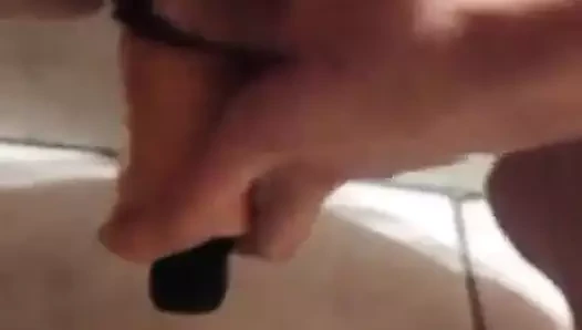 Mükemmel pembe amcıklı genç Polonyalı evli kadın dildoyla oynuyor