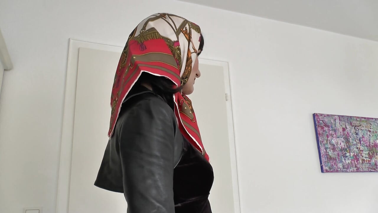 Başörtüsü sahibenizden sıkı mastürbasyon talimatları