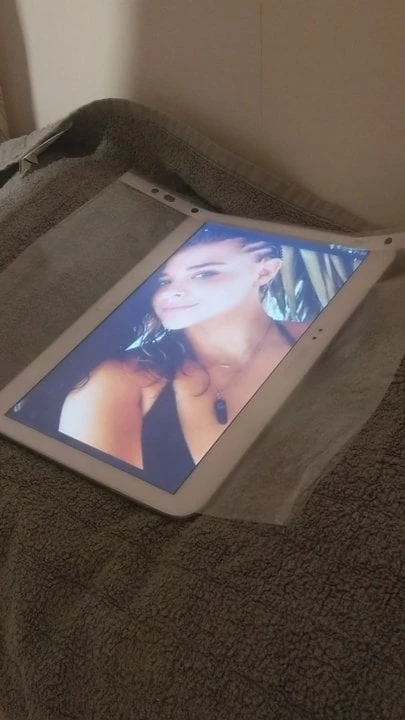 Cumtribute (chloe zarafet moretz)