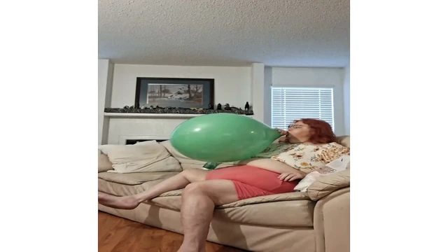 Büyük Güzellik Hemşiresi Vicki'nin Istediği Oral Seks Ve Pop Videosu