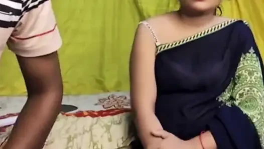 Bu fırsatı, erkek arkadaşının götünü ve amını yalama fırsatını kullandım ve onunla seks yaptım Bengalli rolyplay ile.