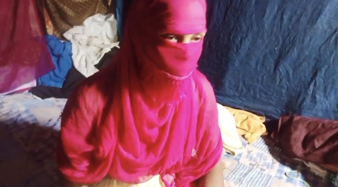 Yeni evli bhabhi yeni kocası tarafından sikiliyor