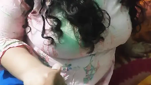 Erkek kardeşlerimin karısıyla zevk aldım - o tamamen tatmin oldu.!