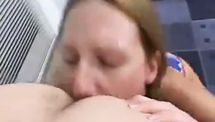 Jen biraz eşek yiyor