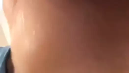 Büyük götlü twerk