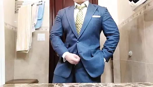 Str8 baba mastürbasyon kapalı içinde suit