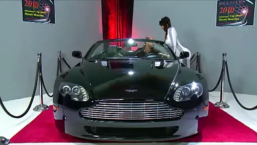 Isis aşkı, araba şovu