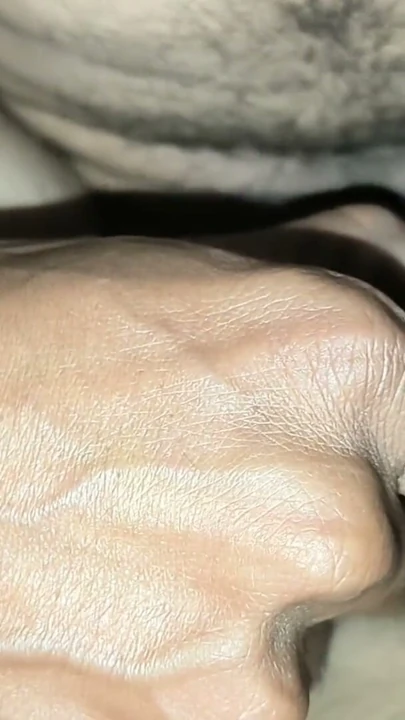 Nisha'nın patronu Nisha'yı üstte bıraktı ve suyunu çıkardı | Klip 1
