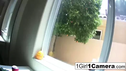 kelly surfer ile sahne arkası mastürbasyon