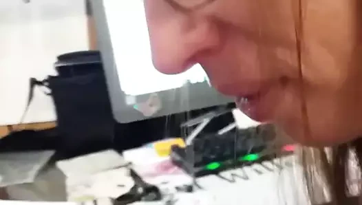 Ofisteki iyi kızdan iyi kafa