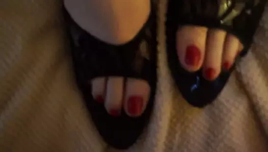 Cum üzerinde hanımları taze kırmızı ayak