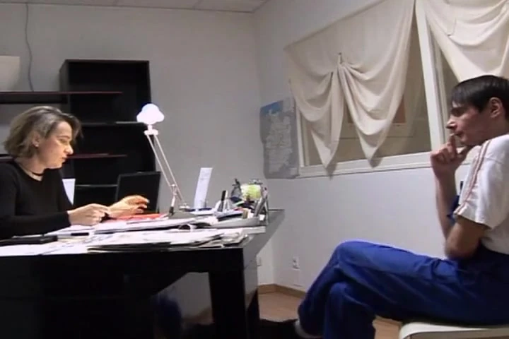 फ्रेंच सेक्रेटरी को अपने क्लाइंट को चोदना पसंद है