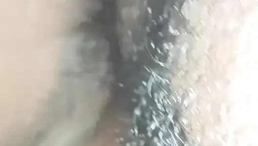 Hintli kız köylü kayınvalidesi büyük memeli teyze açık havada kayınvalidesi ile seks yapıyor