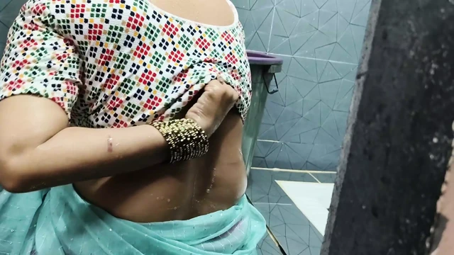 Seksi doktoru görmek erkeklerin ruh hali haline geldi ve ikisi de seks yaptı