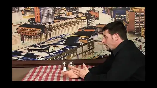 Restoranda en iyi yemek... Amcığını yalamaya başla!