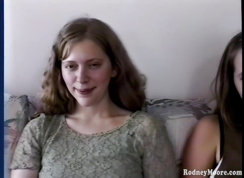 Kıllı kız kıllı deliklerde nostaljik didlo samantha hillary