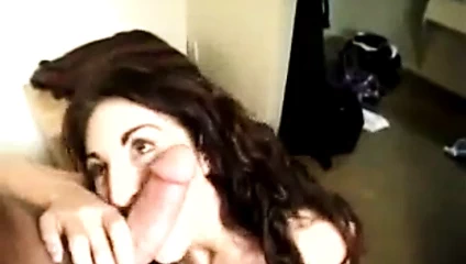 amatör esmer almak 3 horoz &amp; yutmak Cum