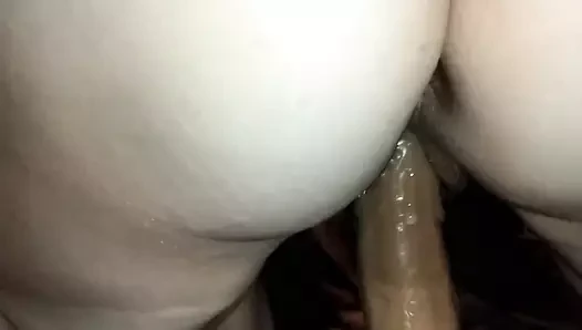 Lanet bir yapay penis üzerinde bir mirror