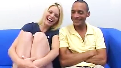 Sıcak sarışın gets the çük