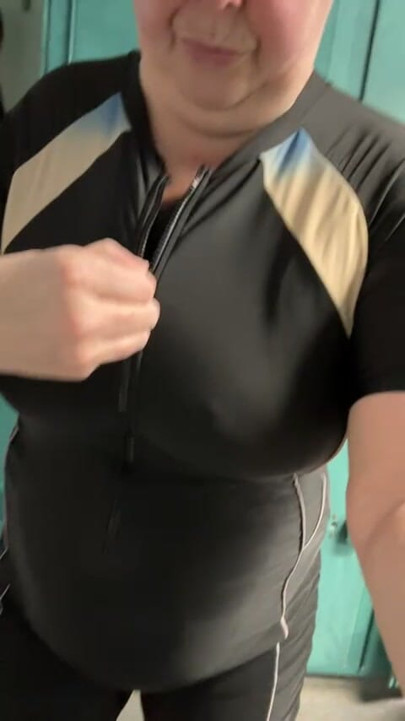 Yüzme egzersizi yaptıktan sonra spor salonunda seksi olmak yüzme egzersizi 🥵 ateşli ya da değil