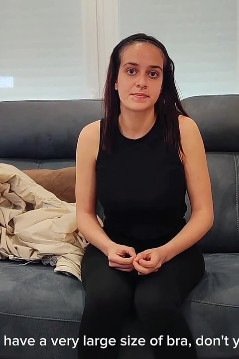 Yeni amatör model 18 yaşındaki Leyla Kixx röportaj ücretsiz