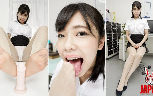 Kaede Nagano'dan canlandırıcı bir ayak yalama ve elle muamele