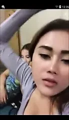 tenguk sekali tak puas