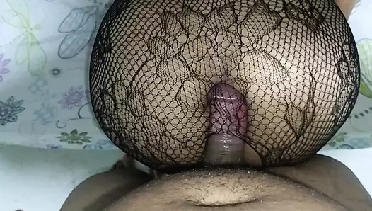 Aldatılan koca genç bir adamla sikiştikten sonra çok azıyor