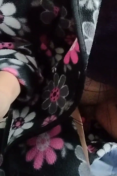 Amatör Orta Yaşlı Seksi Kadın Çıplak Yoga Yapıyor, Kıllı Amcık, Büyük Göt, Büyük Memeler.