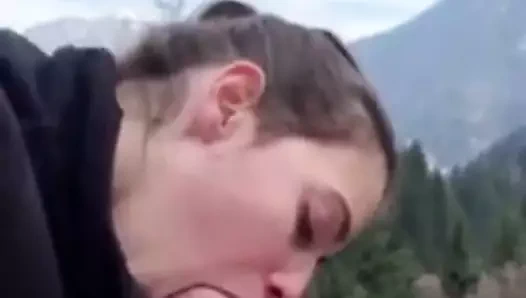 Macka mi pravi strahotna dulboka svirka