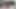 Solo minyon bebek izzy champayne aşağı şeritler ve alır dizlerinin üzerinde yaymak için ona sıkı küçük kedi