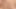 Bağ gibi dalgalanmak için büyük götünü sallıyor ve bir amcık piercingi ortaya çıkarıyor.