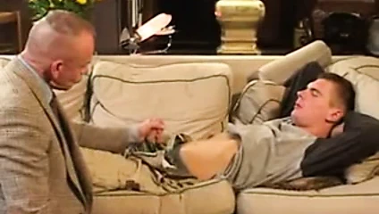 Profesör josman bir çocuğu berbat