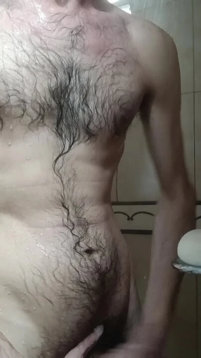 днем в душе