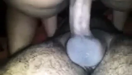 Kıllı adam güzel bir götü sikiyor