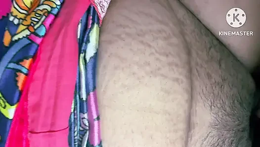 Omg! Genç bir kadın kocası uzaktayken evde yalnızdı ve sonra ne olacağını gördü