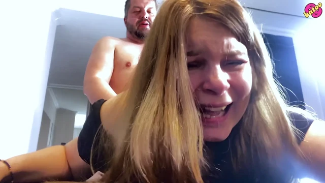 Ateşli karım sert anal seks beklemiyordu ama bayıldı