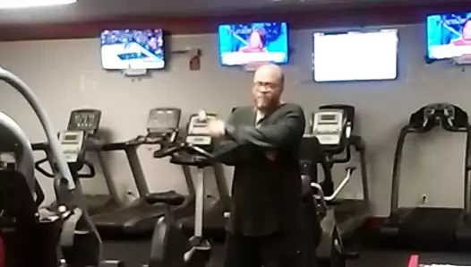 GODDESS SELENA REINA GIANTESS