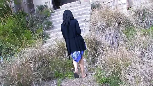 Eş değiştirenler açık havada birbirlerini filme alıyor