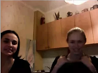 Rus kızları sohbet ruletinde