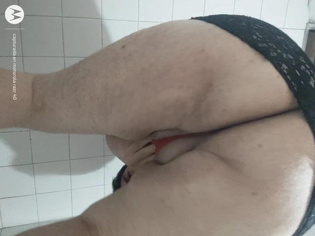 Güzelimle oynuyorum