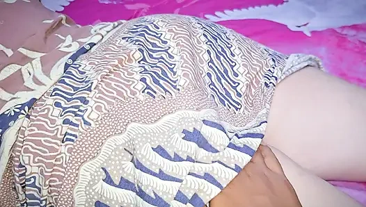 Palm Oil Boss's Wife Cheating With Her Gardener