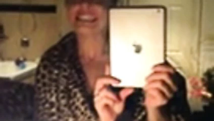 Çılgın götlü beyaz yaraklı kız