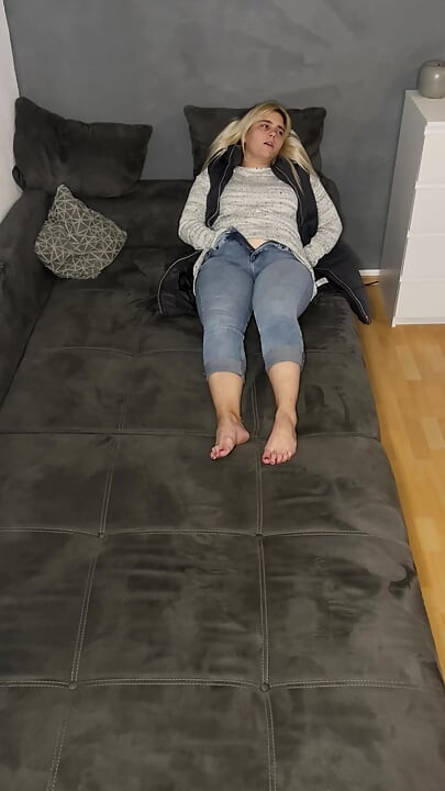 masturbating on the couch sexy jeans trembling twitching moaning multiple orgasms clit rubbing wet pussy i cum