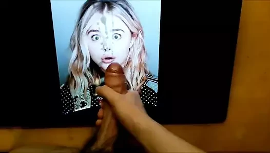 Chloe Moretz is Gorgeously Goofy at Tribeca Tribute