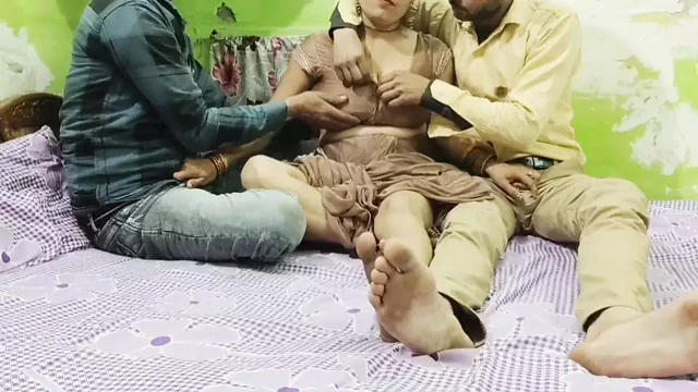 Çok sevimli seksi Hintli ev hanımı kadınlar çok seksi bir evli kadın
