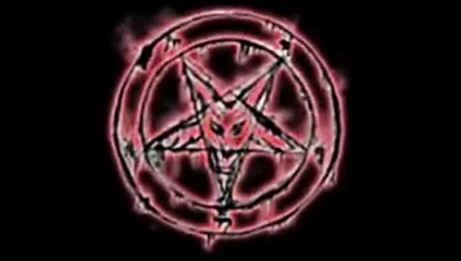 Polin ordentlich in den Hals gefickt