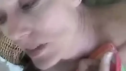 Kötü cumslut köpek stil yüz