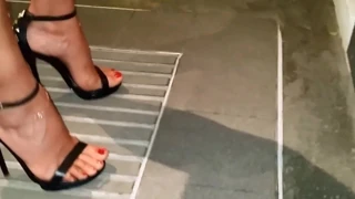 Açık yüksek topuklu ayakkabılar