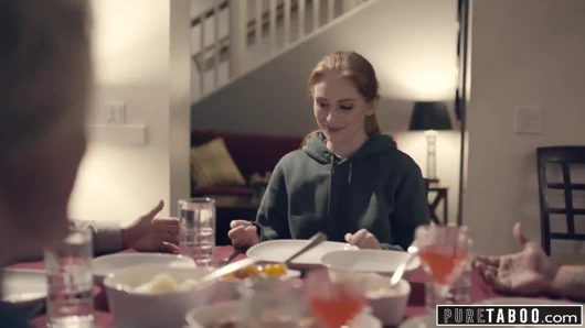 Saf tabu üvey anne-baba ve üvey kardeş hoşgeldin yeni kız kardeş